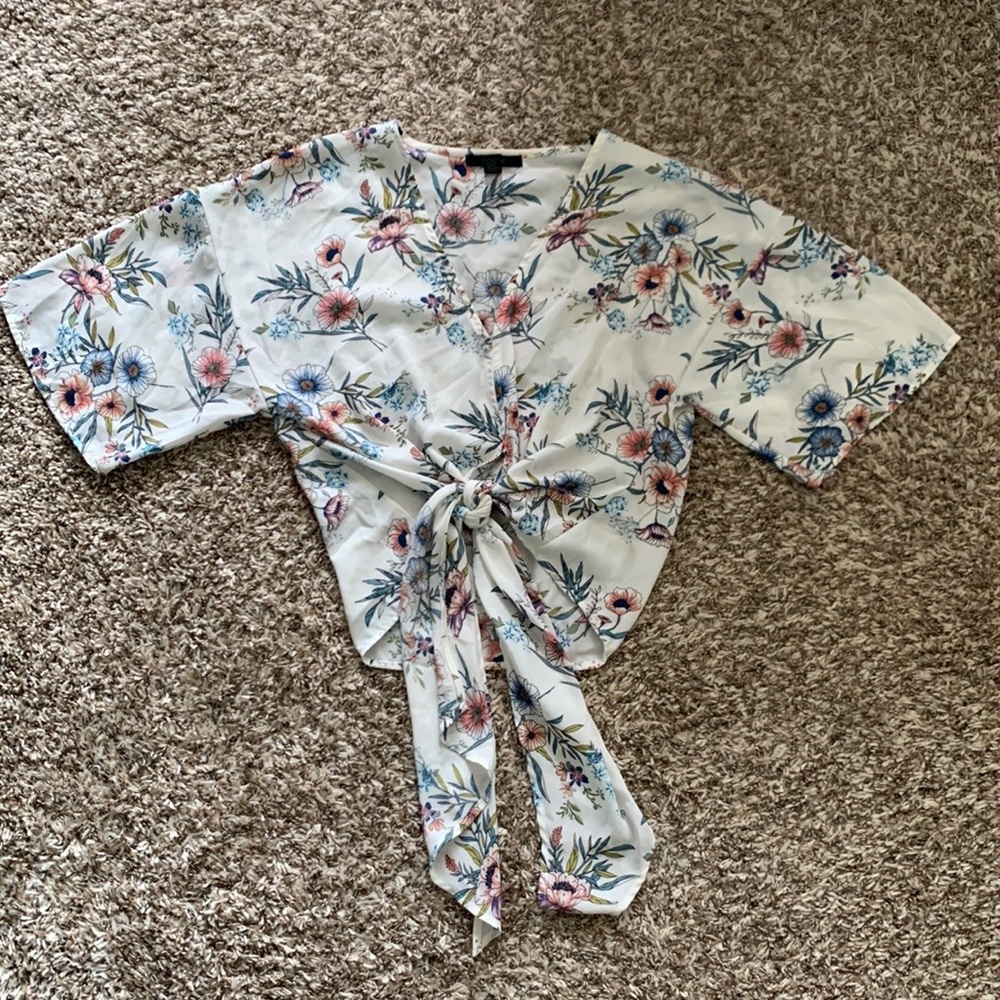 Forever 21 - Floral Print Chiffon Tie-Front Blouse